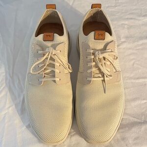 Wolf & Shepherd Cream Derby Shoes for Men
